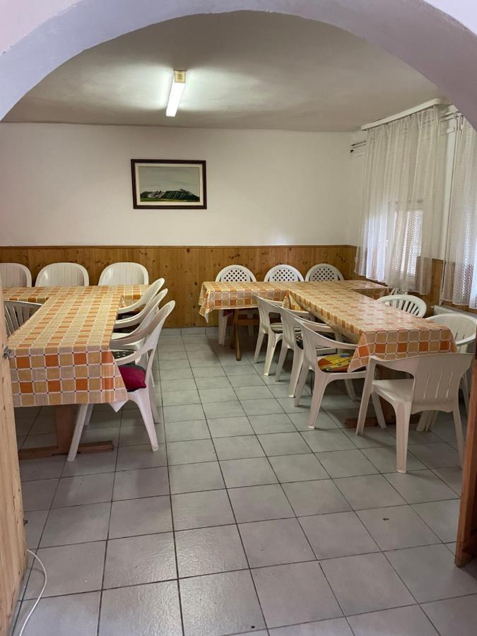Horvath Vendeghaz Hotel Monosbel Bagian luar foto
